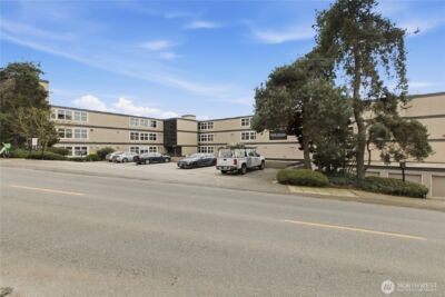 2253 Gilman Drive W #105, Seattle, WA 98119 - Photo 36