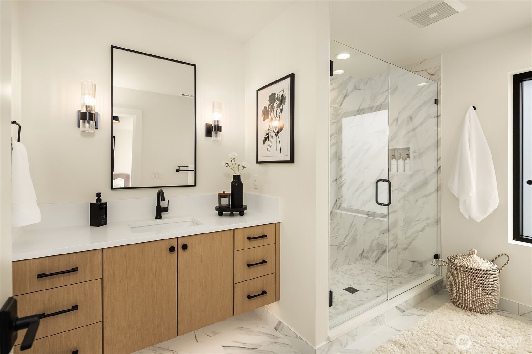 11315 113th Place NE, Kirkland, WA 98033