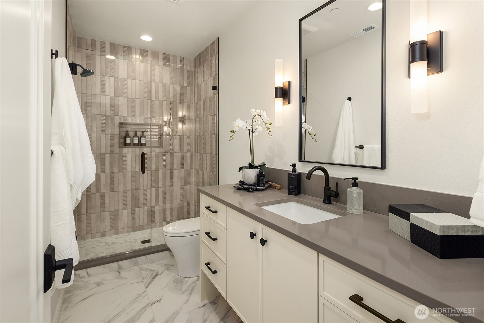 11315 113th Place NE, Kirkland, WA 98033