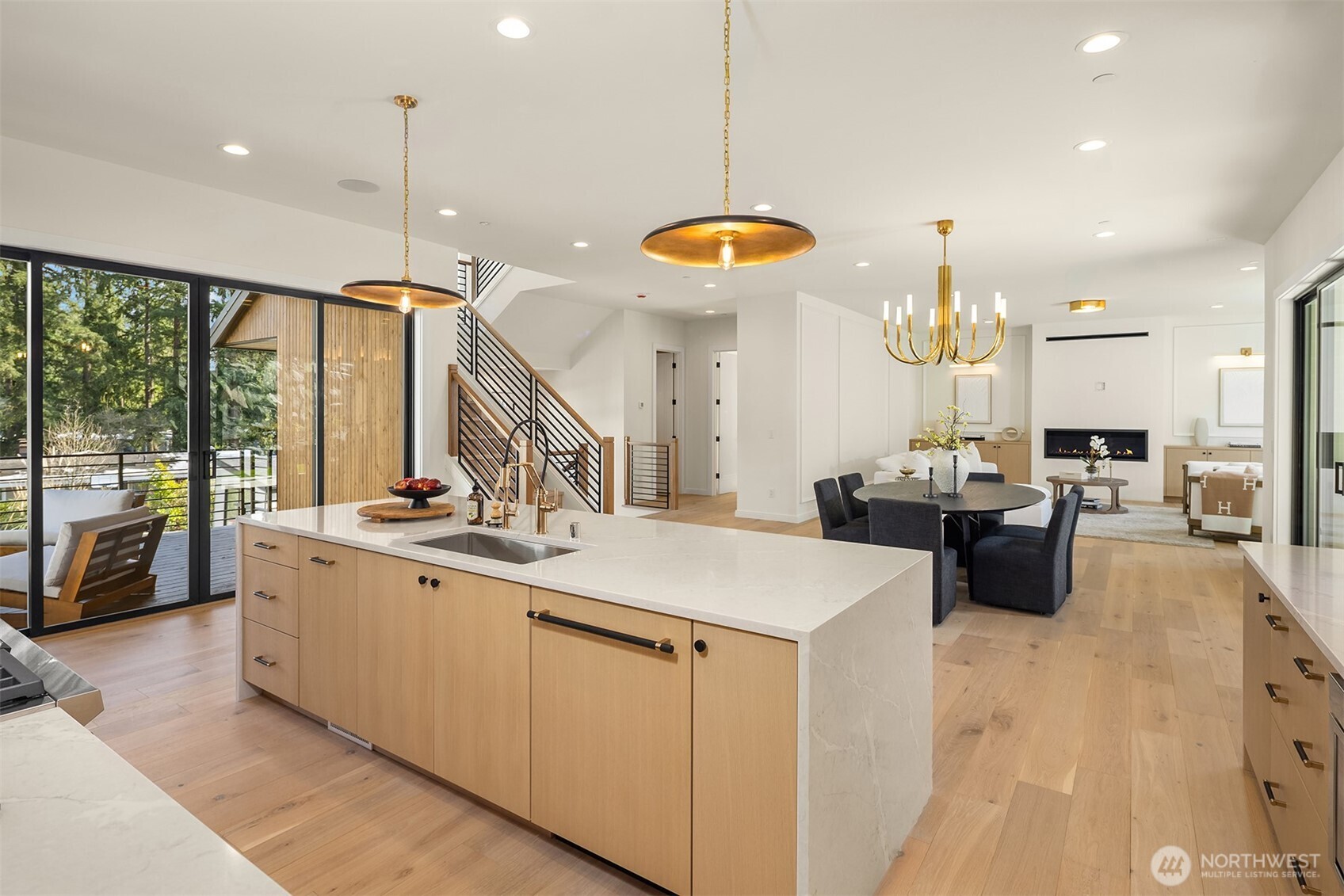 11315 113th Place NE, Kirkland, WA 98033