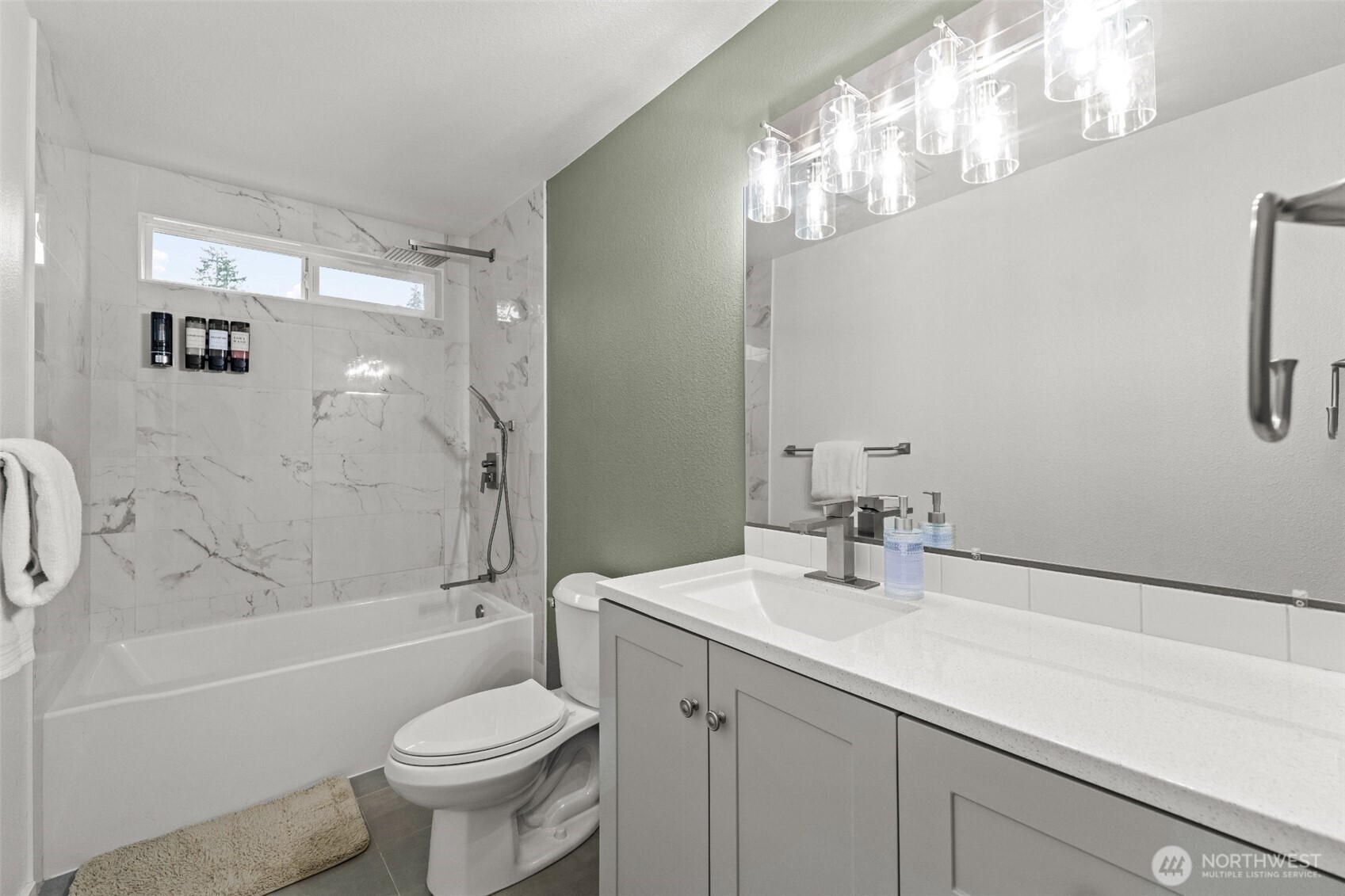 13324 NE 138th Pl , Kirkland, WA 98034