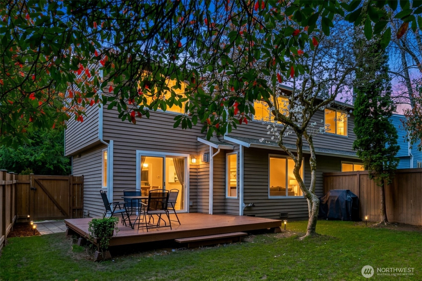 13324 NE 138th Pl , Kirkland, WA 98034