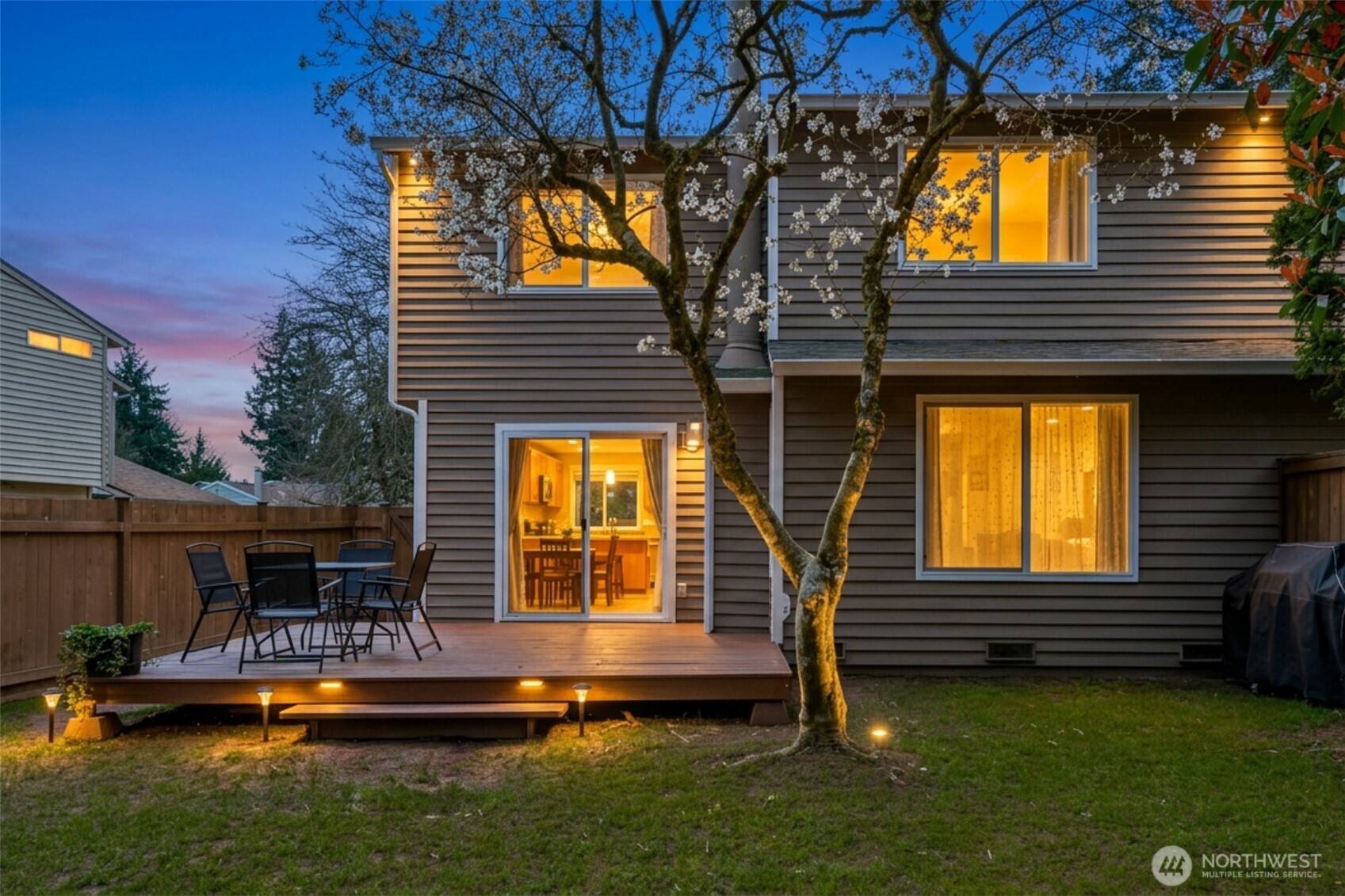 13324 NE 138th Pl , Kirkland, WA 98034