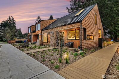 11725 Meridian Avenue N #4, Seattle, WA 98133 - Photo 1