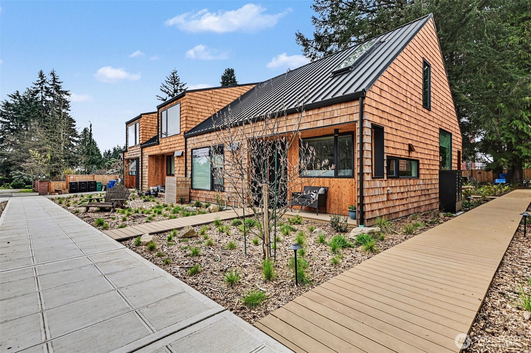 11725 Meridian Avenue N #4, Seattle, WA 98133