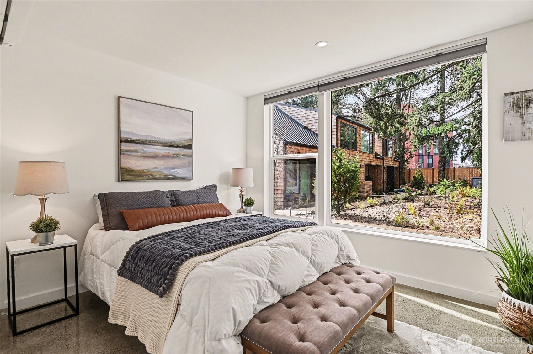 11725 Meridian Avenue N #4, Seattle, WA 98133