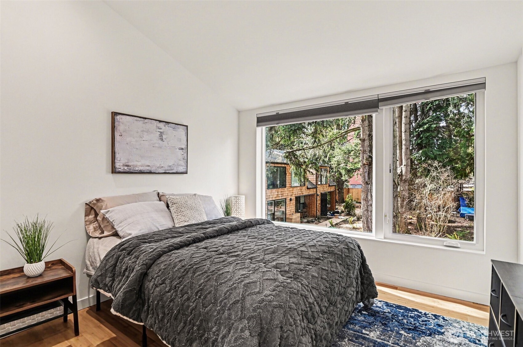 11725 Meridian Avenue N #4, Seattle, WA 98133