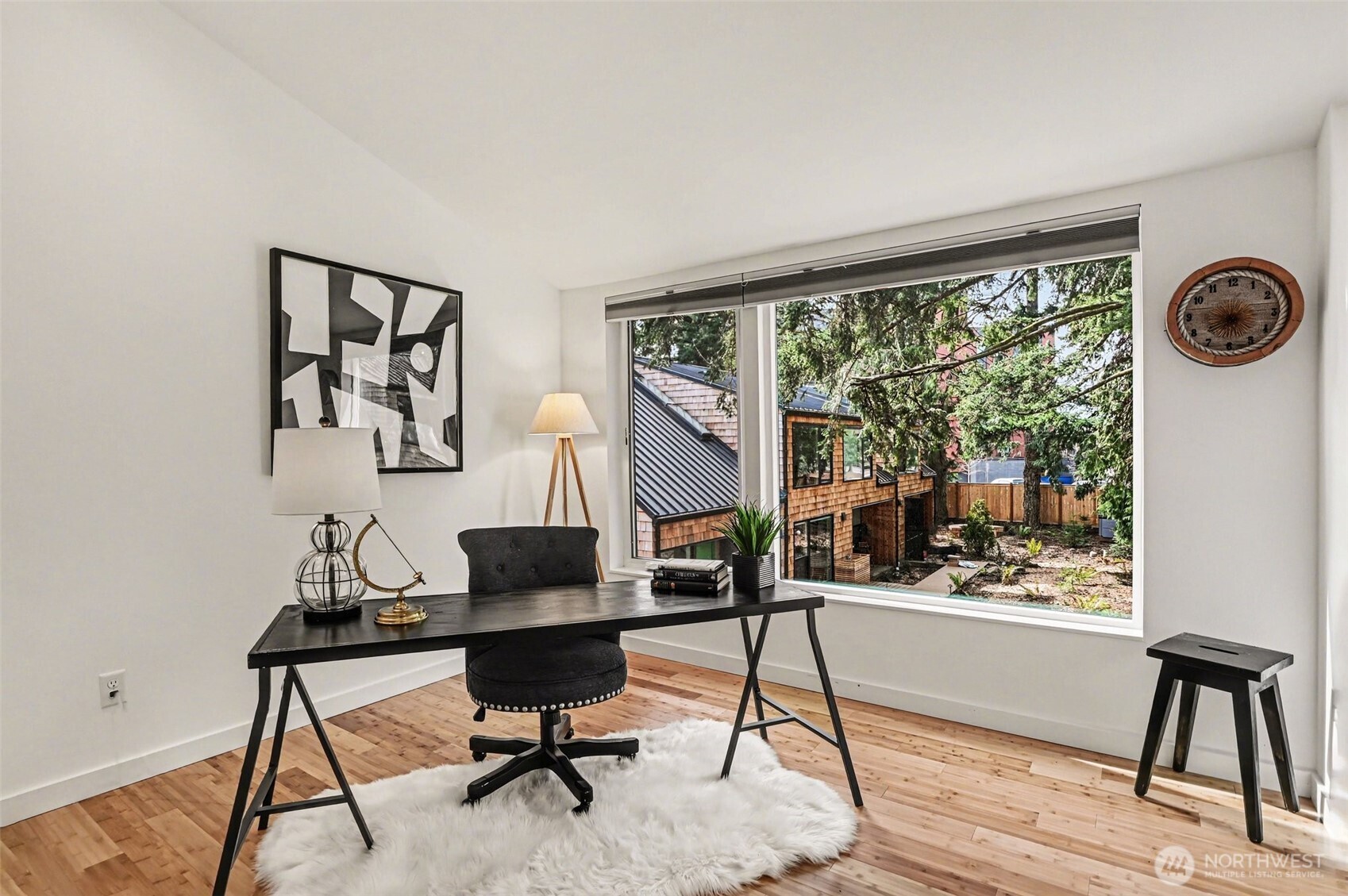 11725 Meridian Avenue N #4, Seattle, WA 98133