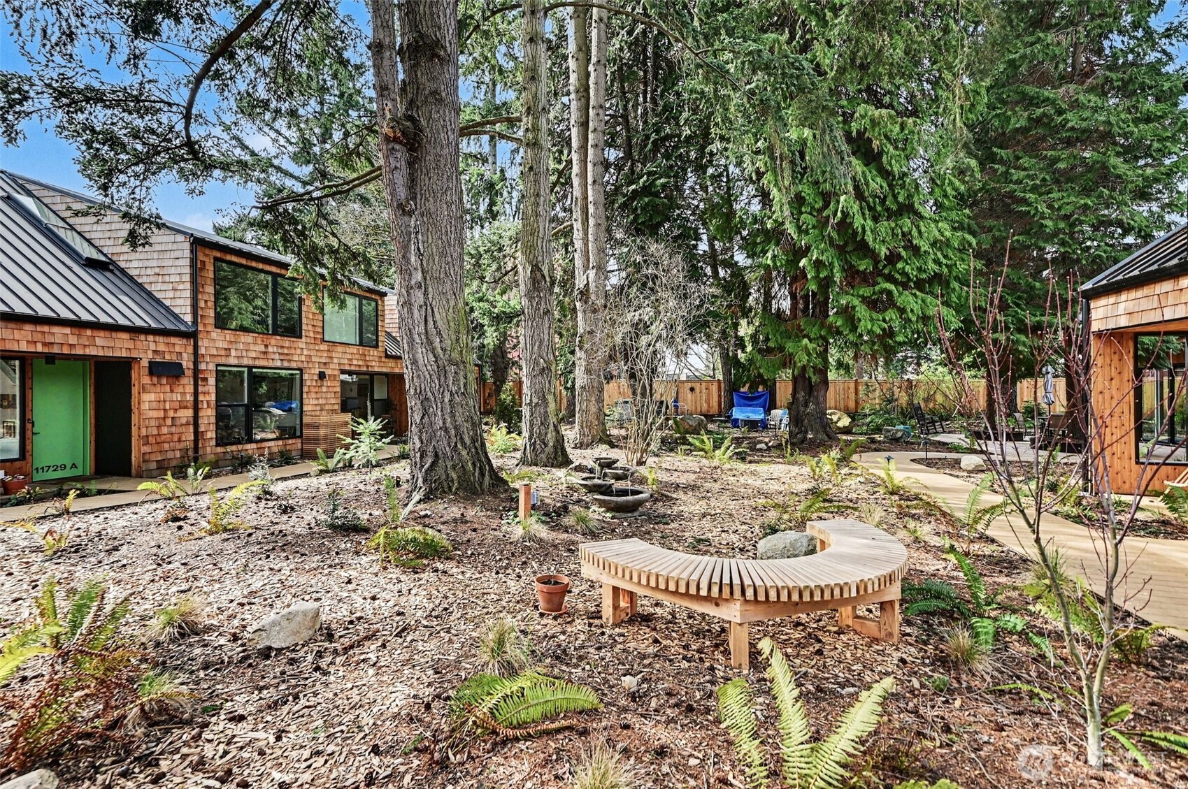 11725 Meridian Avenue N #4, Seattle, WA 98133