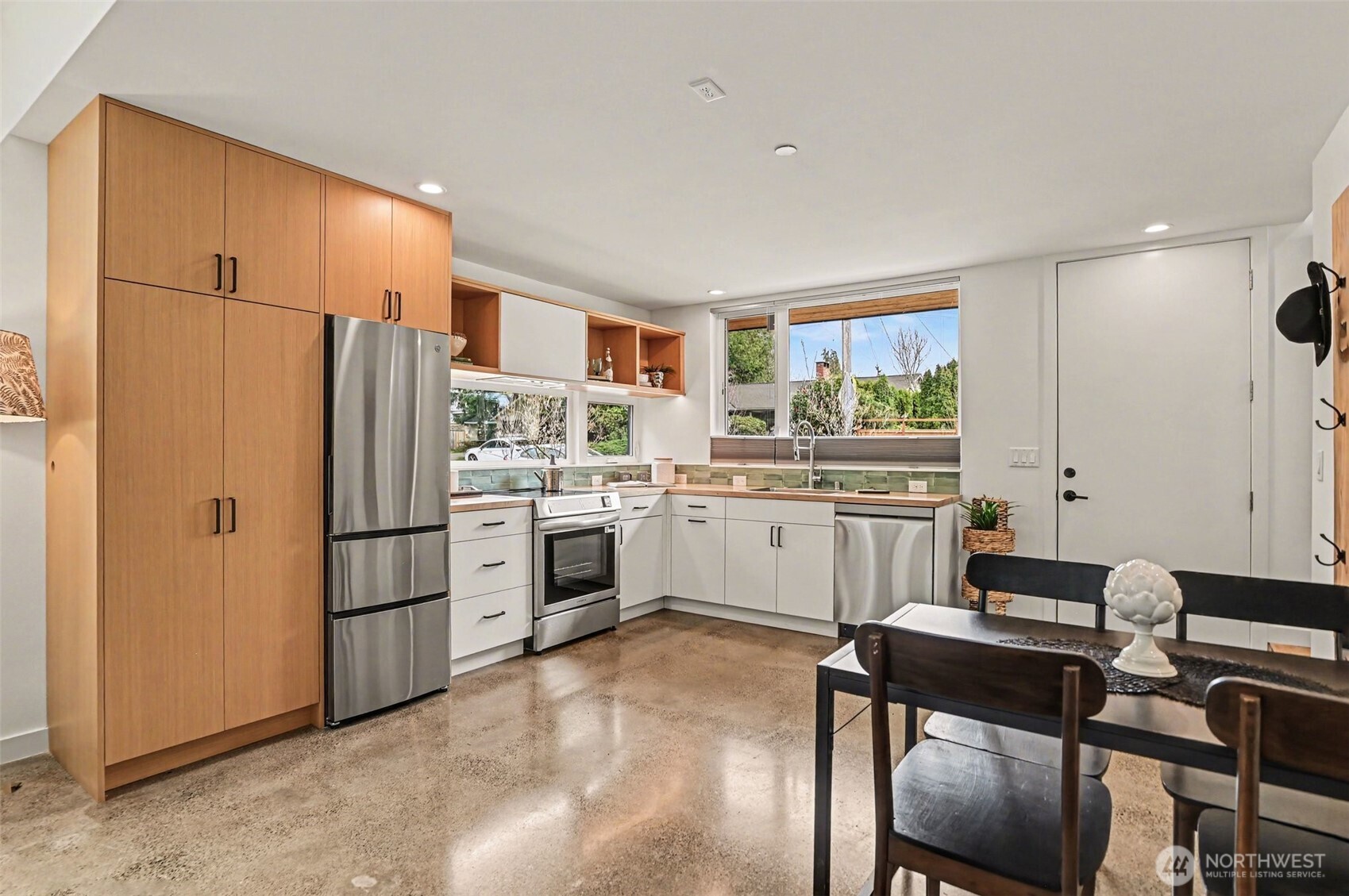 11725 Meridian Avenue N #4, Seattle, WA 98133