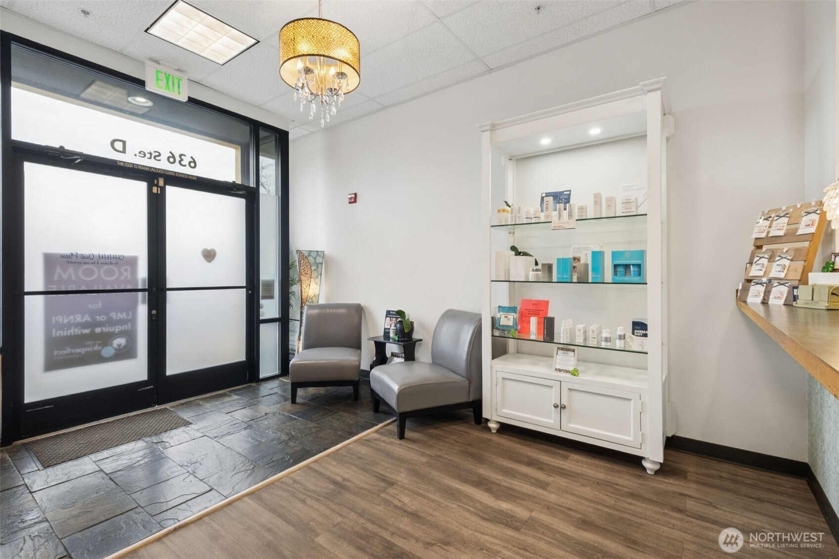 636 SW 152nd Street #D, Burien, WA 98166