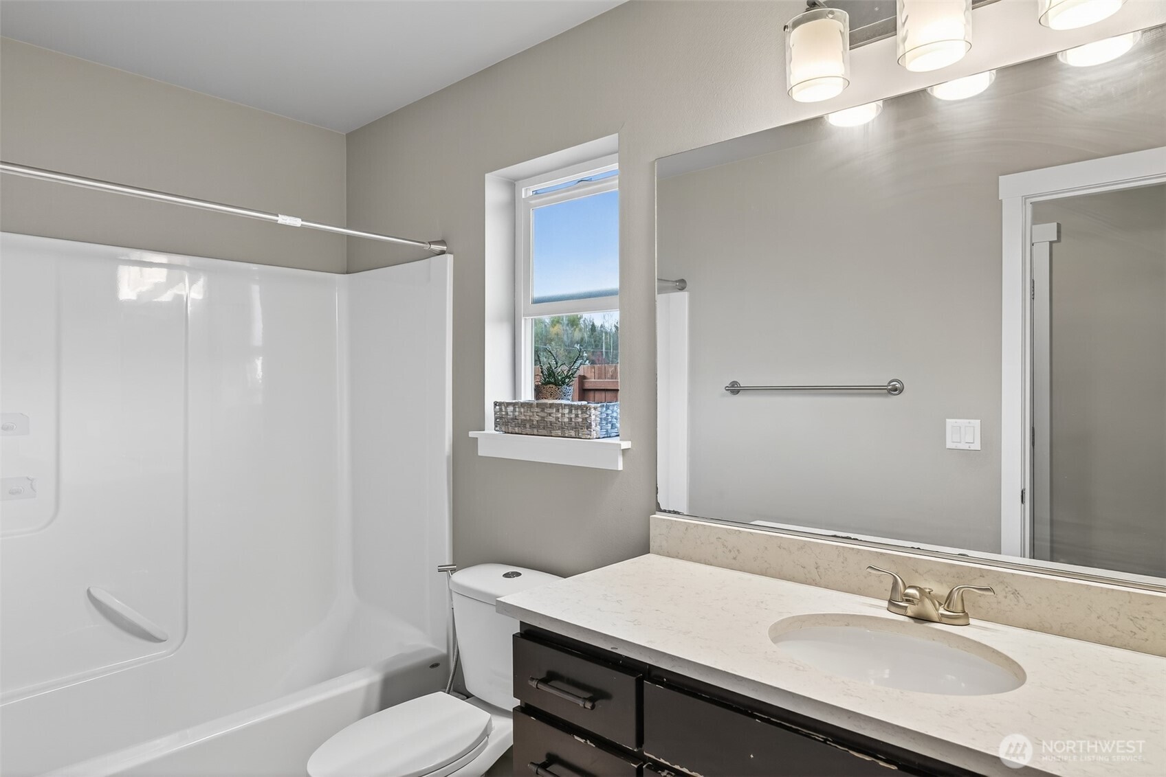 1858 Challenger Street , Ferndale, WA 98248