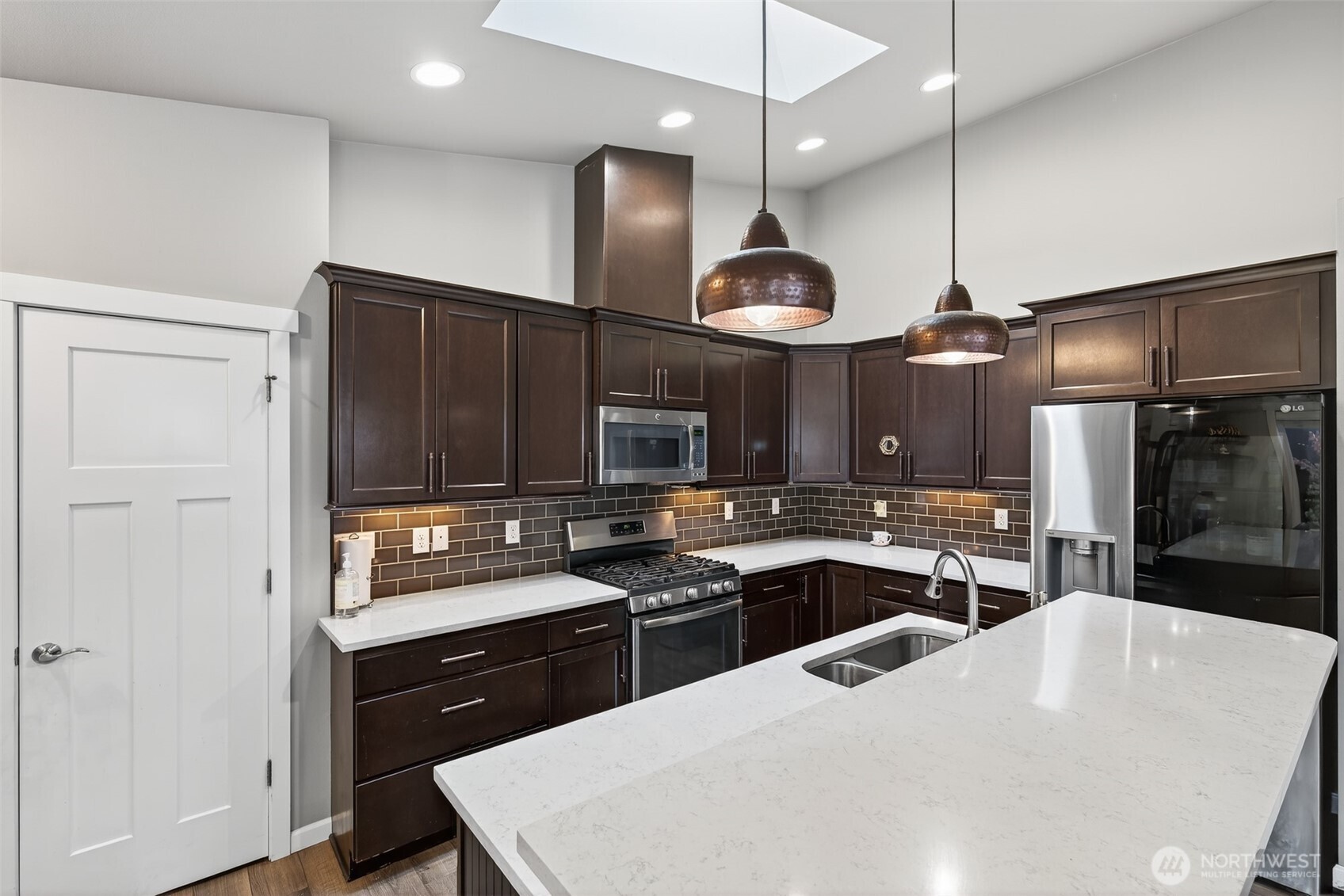 1858 Challenger Street , Ferndale, WA 98248