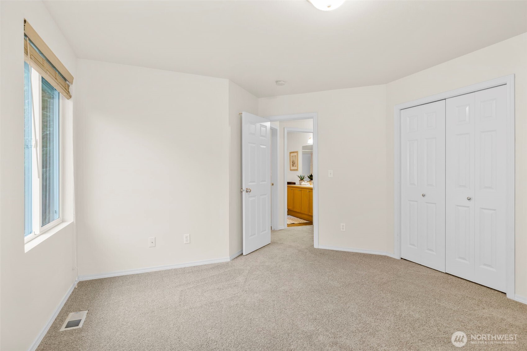 28113 150th Place SE, Kent, WA 98042