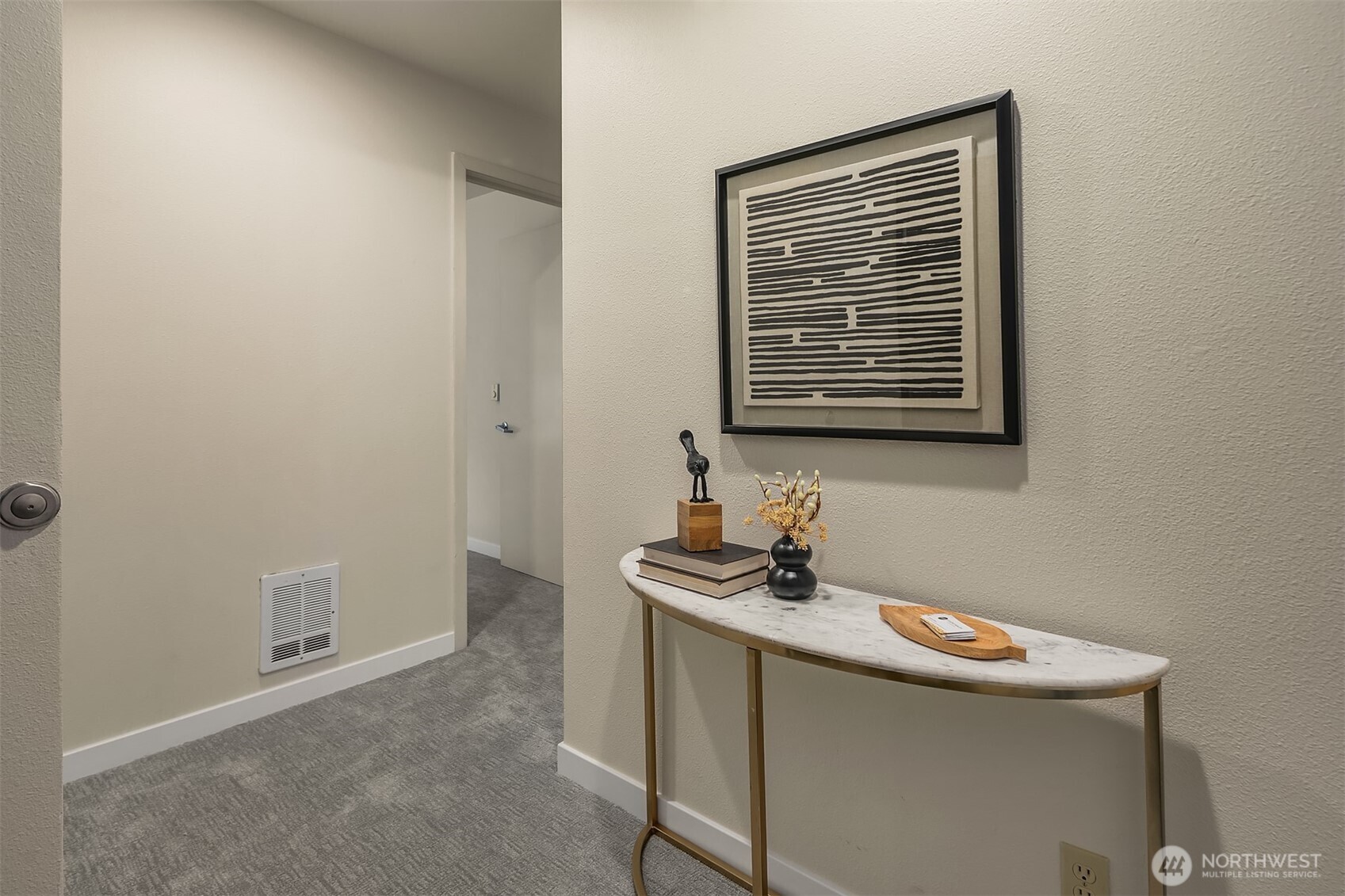 2717 Western Avenue #638, Seattle, WA 98121