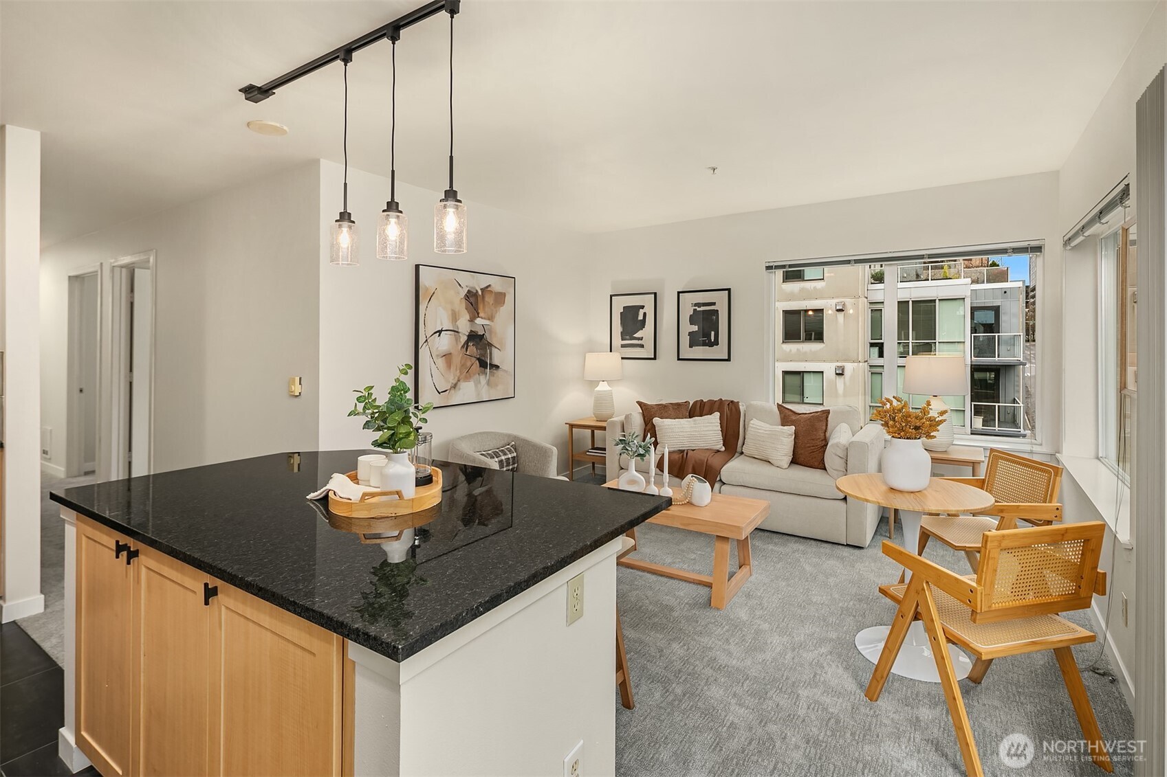 2717 Western Avenue #638, Seattle, WA 98121