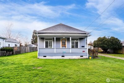 1016 E Orange Avenue , Burlington, WA 98233 - Photo 2