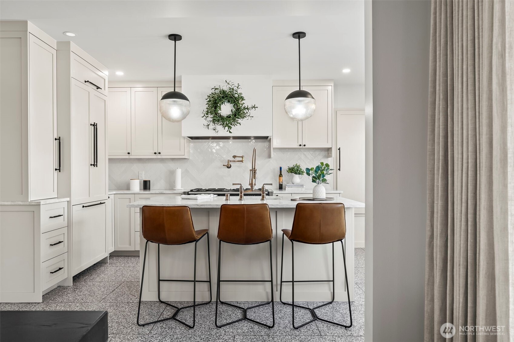 3901 N 37th , Tacoma, WA 98407