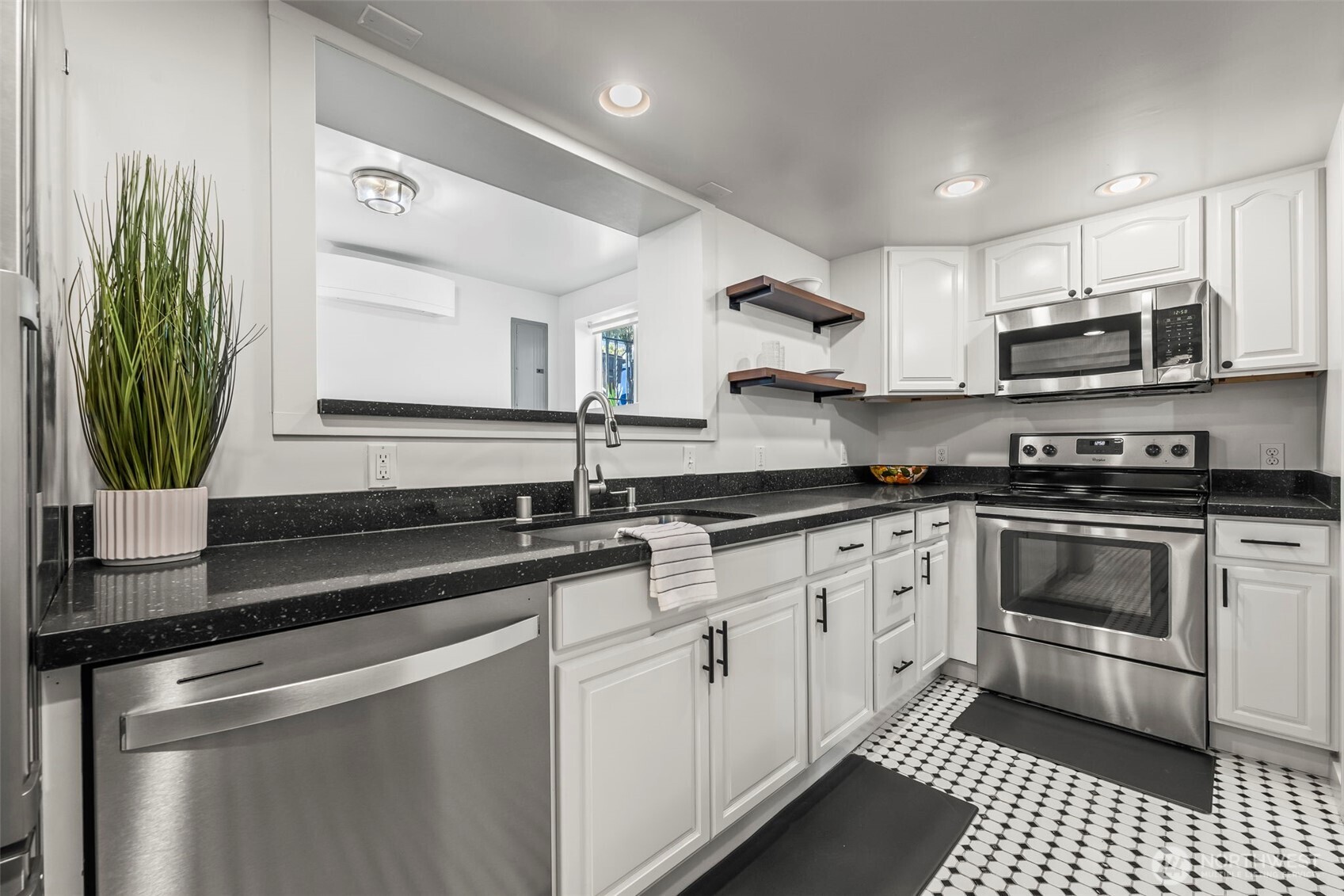 3901 N 37th , Tacoma, WA 98407