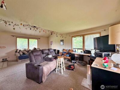 141 Filbert Road , Silver Creek, WA 98585 - Photo 15