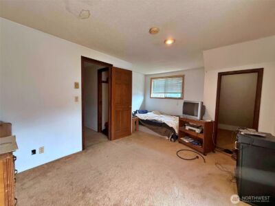 141 Filbert Road , Silver Creek, WA 98585 - Photo 19