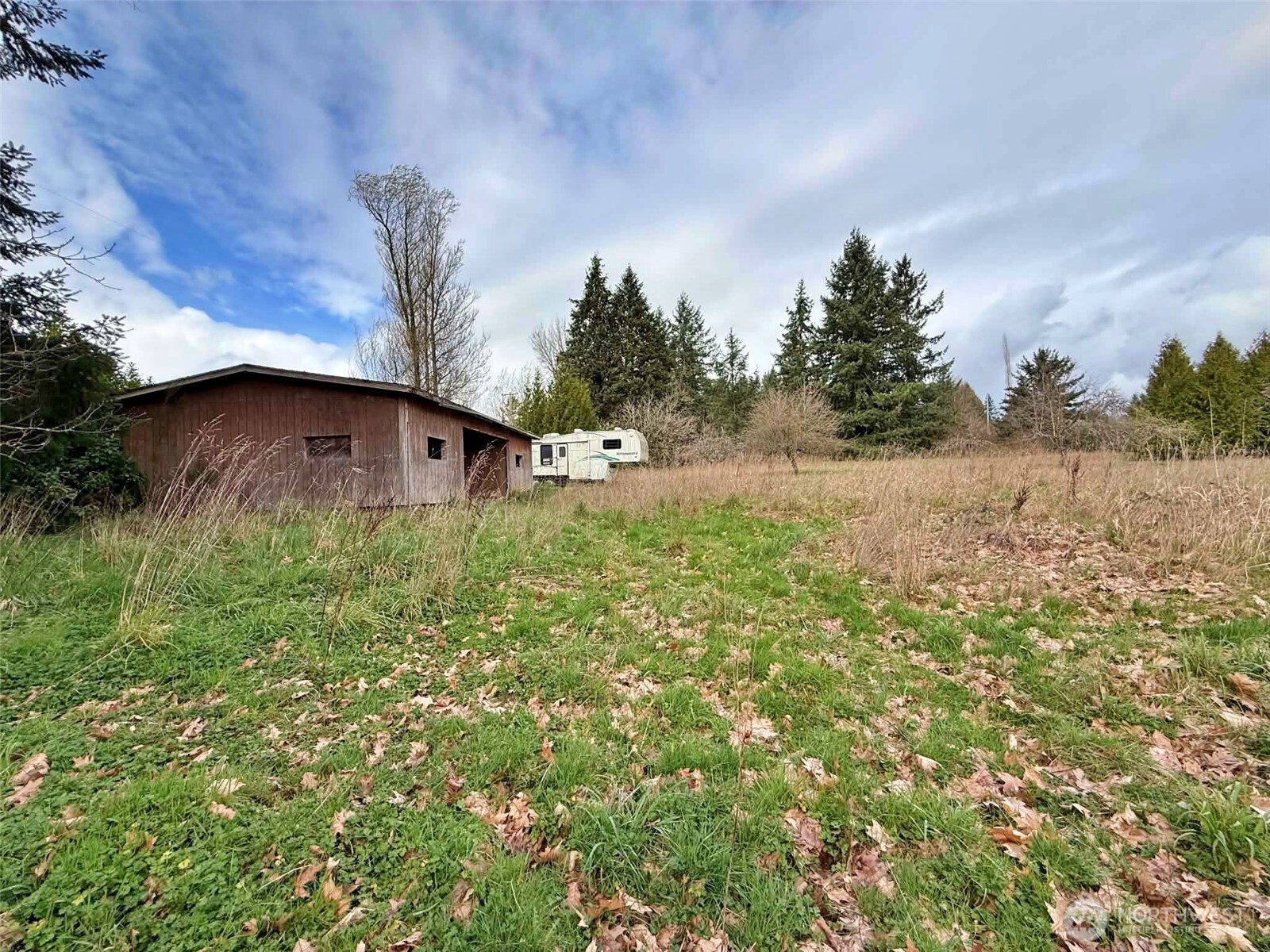 141 Filbert Road , Silver Creek, WA 98585