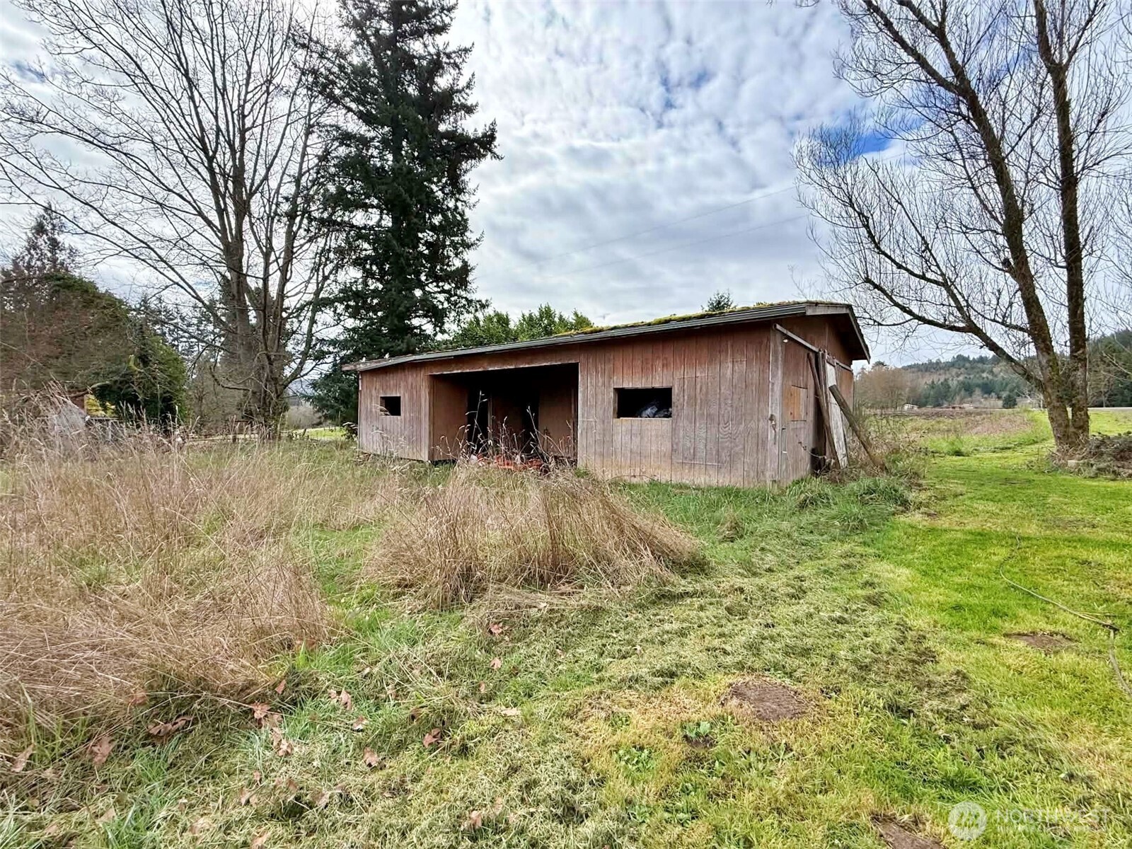 141 Filbert Road , Silver Creek, WA 98585
