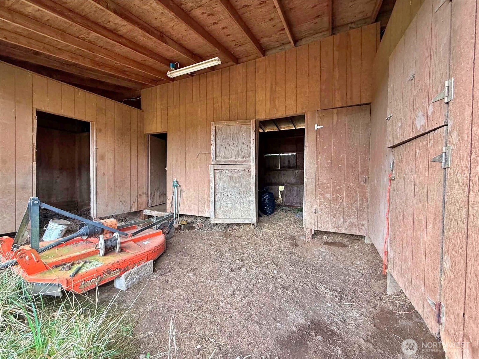 141 Filbert Road , Silver Creek, WA 98585