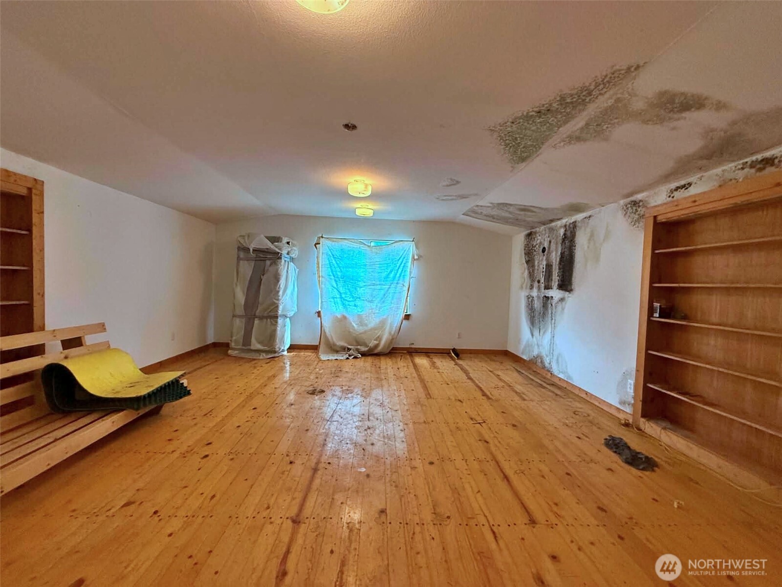 141 Filbert Road , Silver Creek, WA 98585