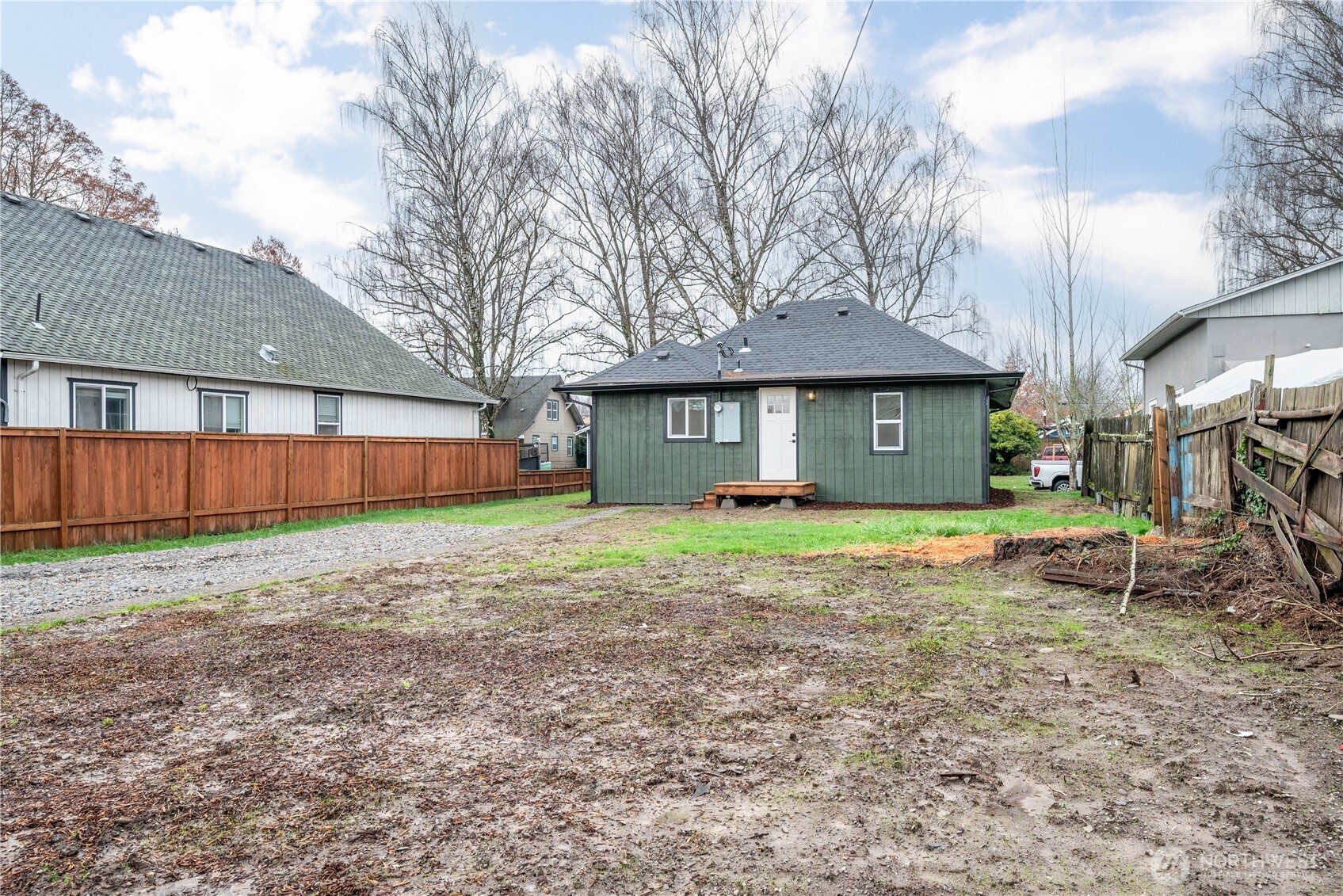 450 16th Avenue , Longview, WA 98632