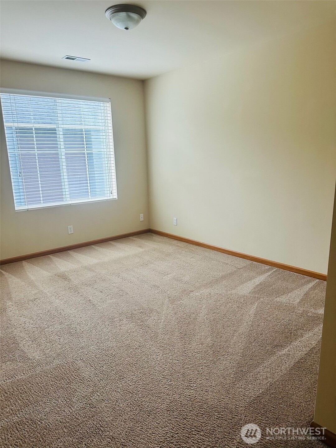 807 5th Place NE, Issaquah, WA 98029