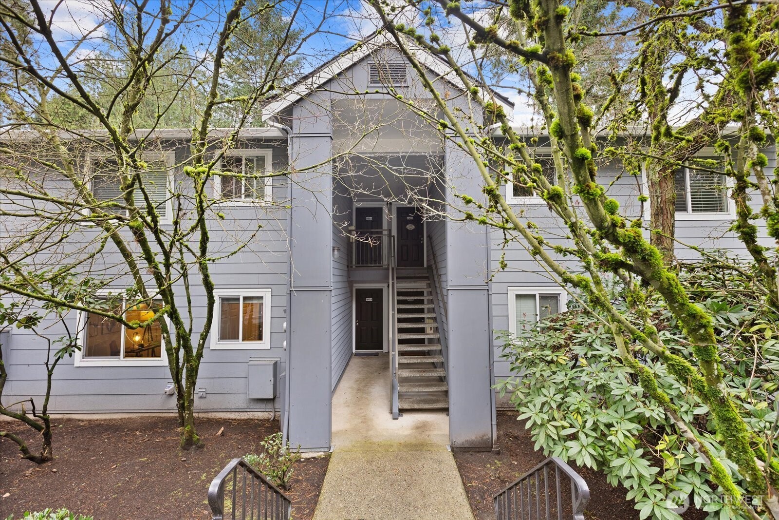 10018 NE 127th Place #B109, Kirkland, WA 98034