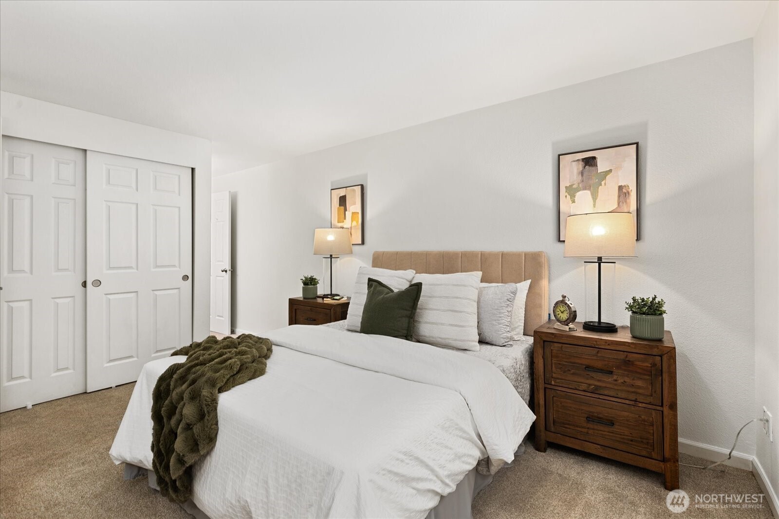 10018 NE 127th Place #B109, Kirkland, WA 98034