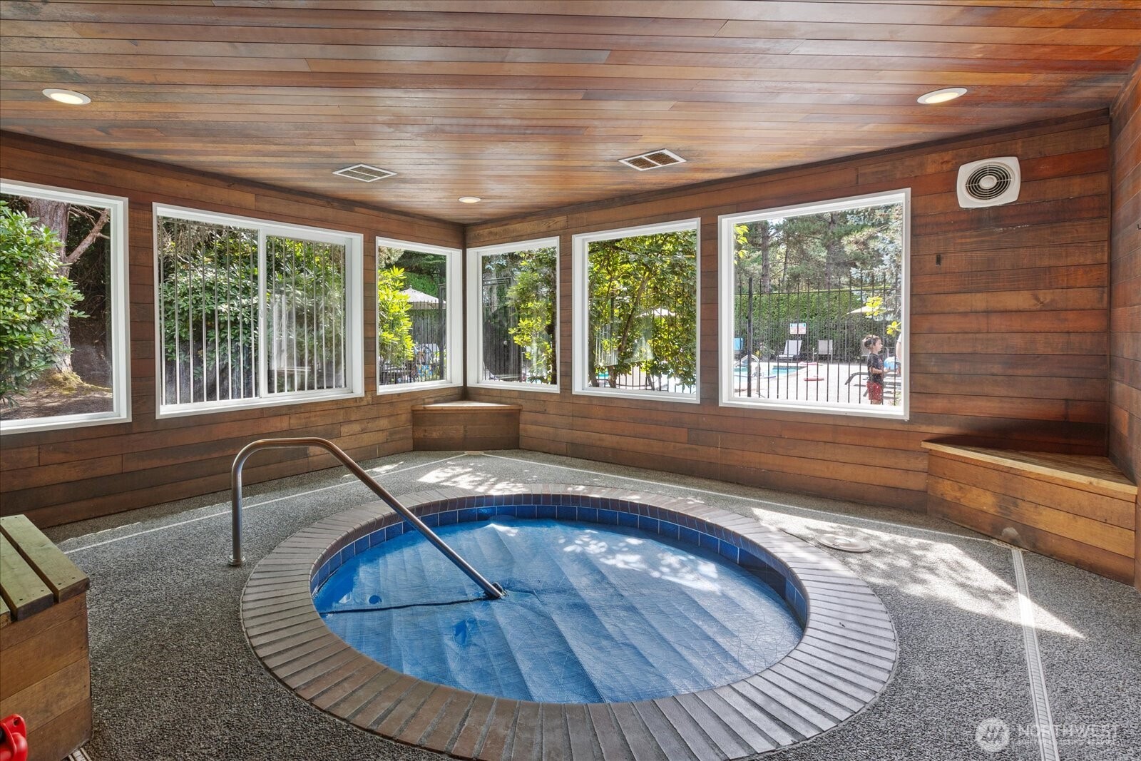 10018 NE 127th Place #B109, Kirkland, WA 98034