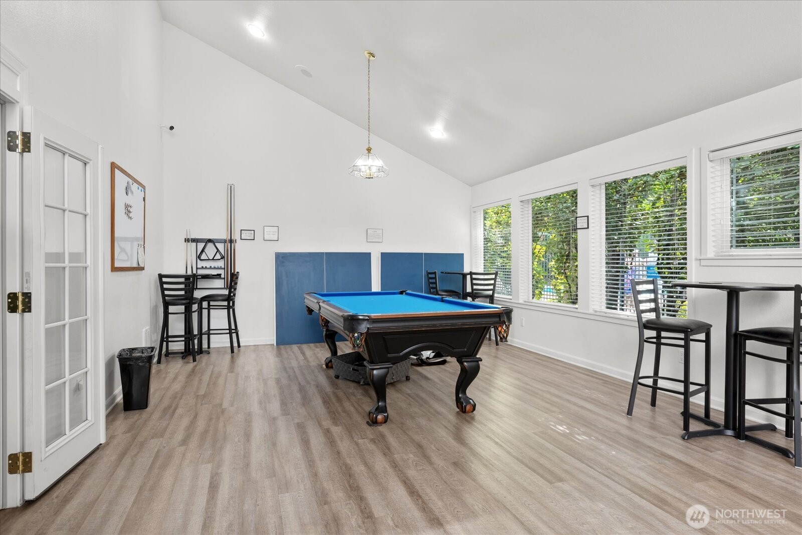 10018 NE 127th Place #B109, Kirkland, WA 98034