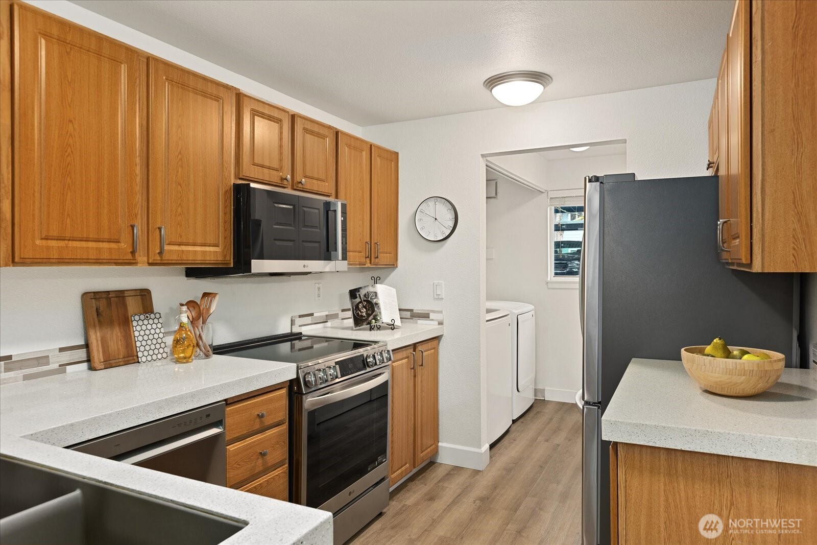 10018 NE 127th Place #B109, Kirkland, WA 98034