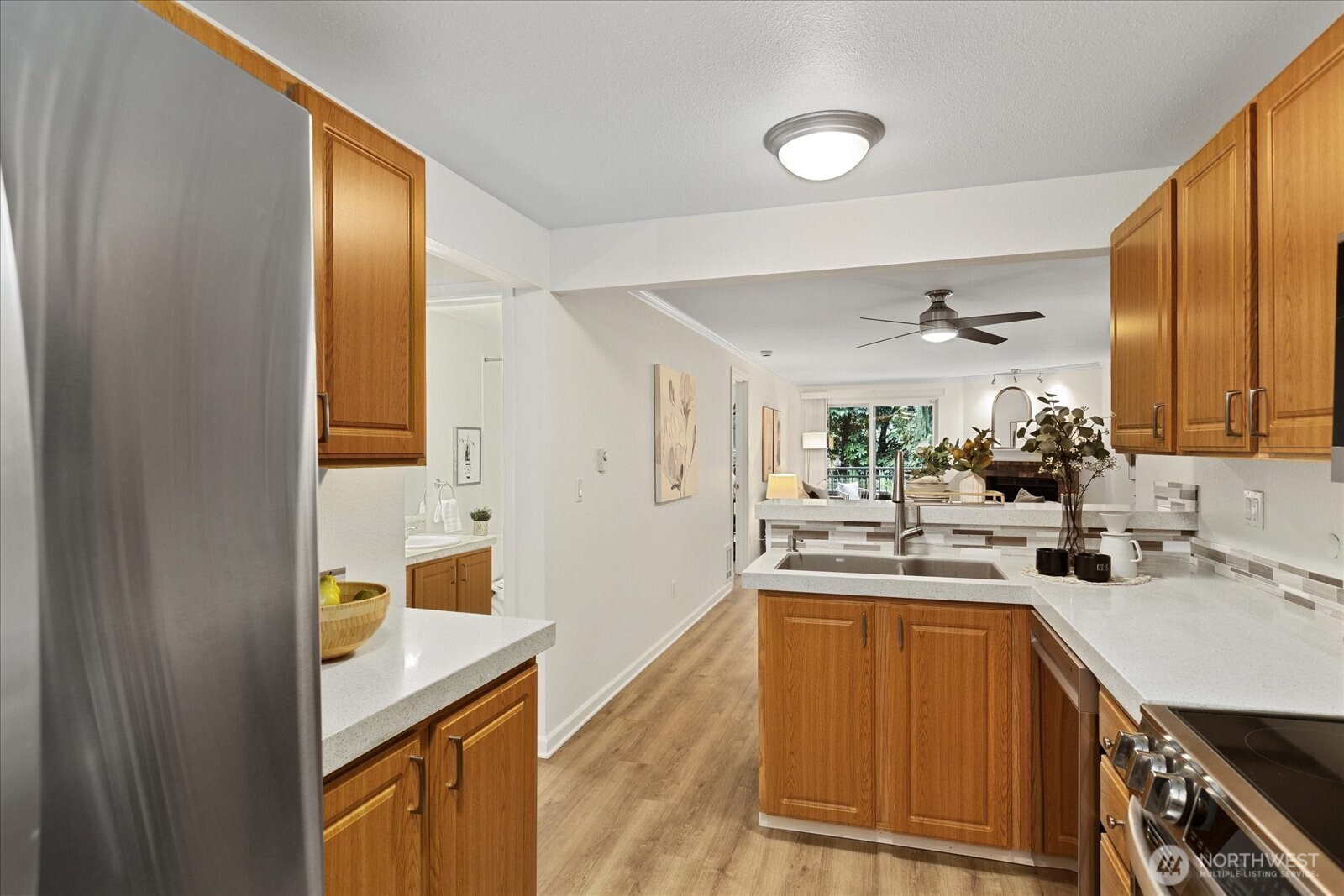 10018 NE 127th Place #B109, Kirkland, WA 98034