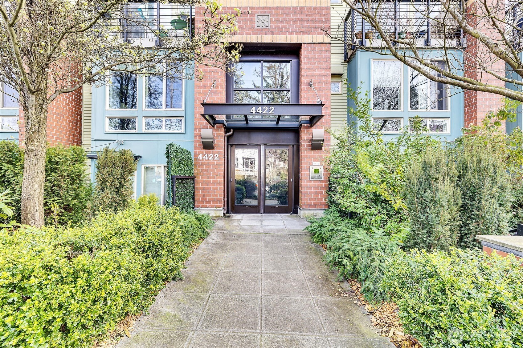4422 Bagley Avenue N #216, Seattle, WA 98103-7678