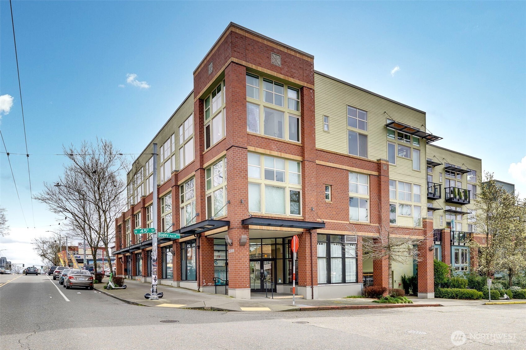 4422 Bagley Avenue N #216, Seattle, WA 98103-7678