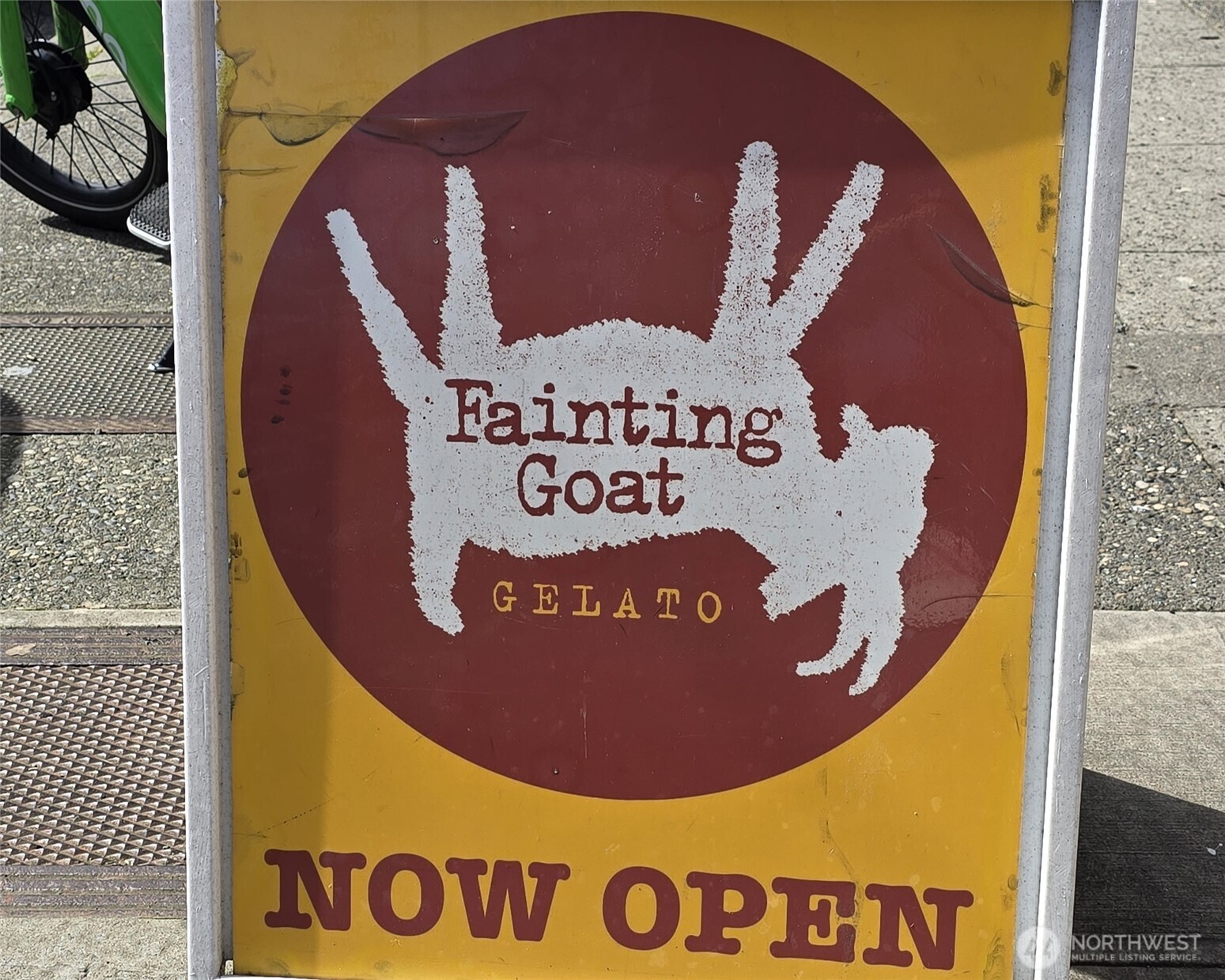 4422 Bagley Avenue N #216, Seattle, WA 98103-7678