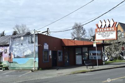 4422 Bagley Avenue N #216, Seattle, WA 98103-7678 - Photo 35