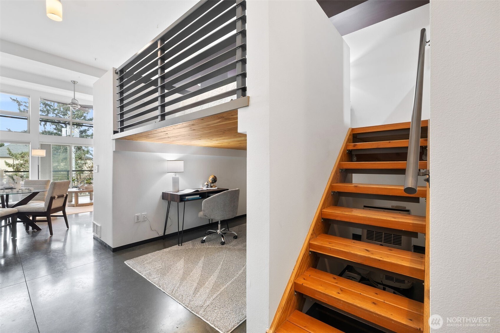 4422 Bagley Avenue N #216, Seattle, WA 98103-7678