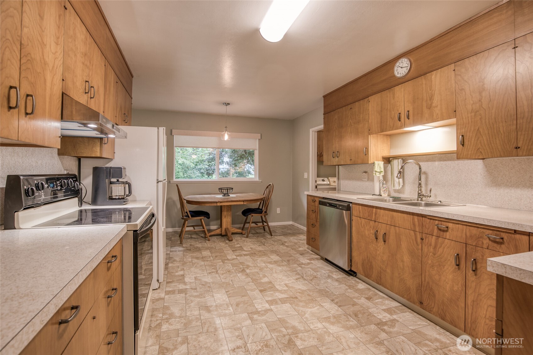 210 Hirschbeck Heights Road , Aberdeen, WA 98520