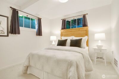 1702 Lake Washington Boulevard , Seattle, WA 98122 - Photo 25