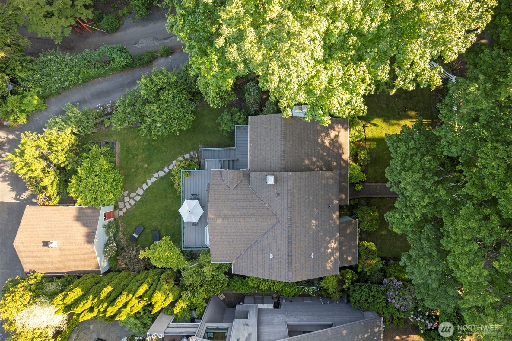 1702 Lake Washington Boulevard , Seattle, WA 98122