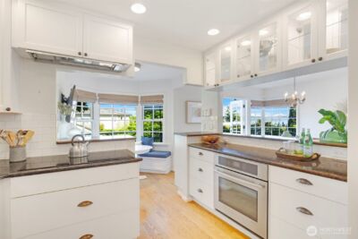 1702 Lake Washington Boulevard , Seattle, WA 98122 - Photo 9