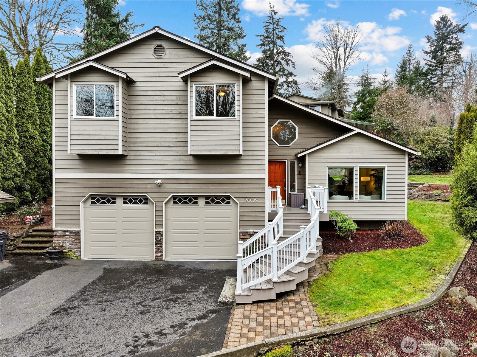 26009 222nd Place SE, Maple Valley, WA 98038