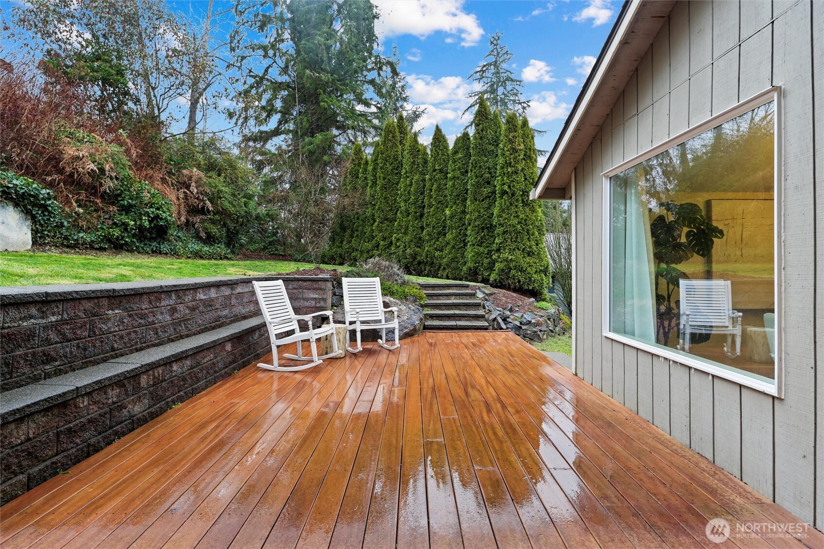 26009 222nd Place SE, Maple Valley, WA 98038