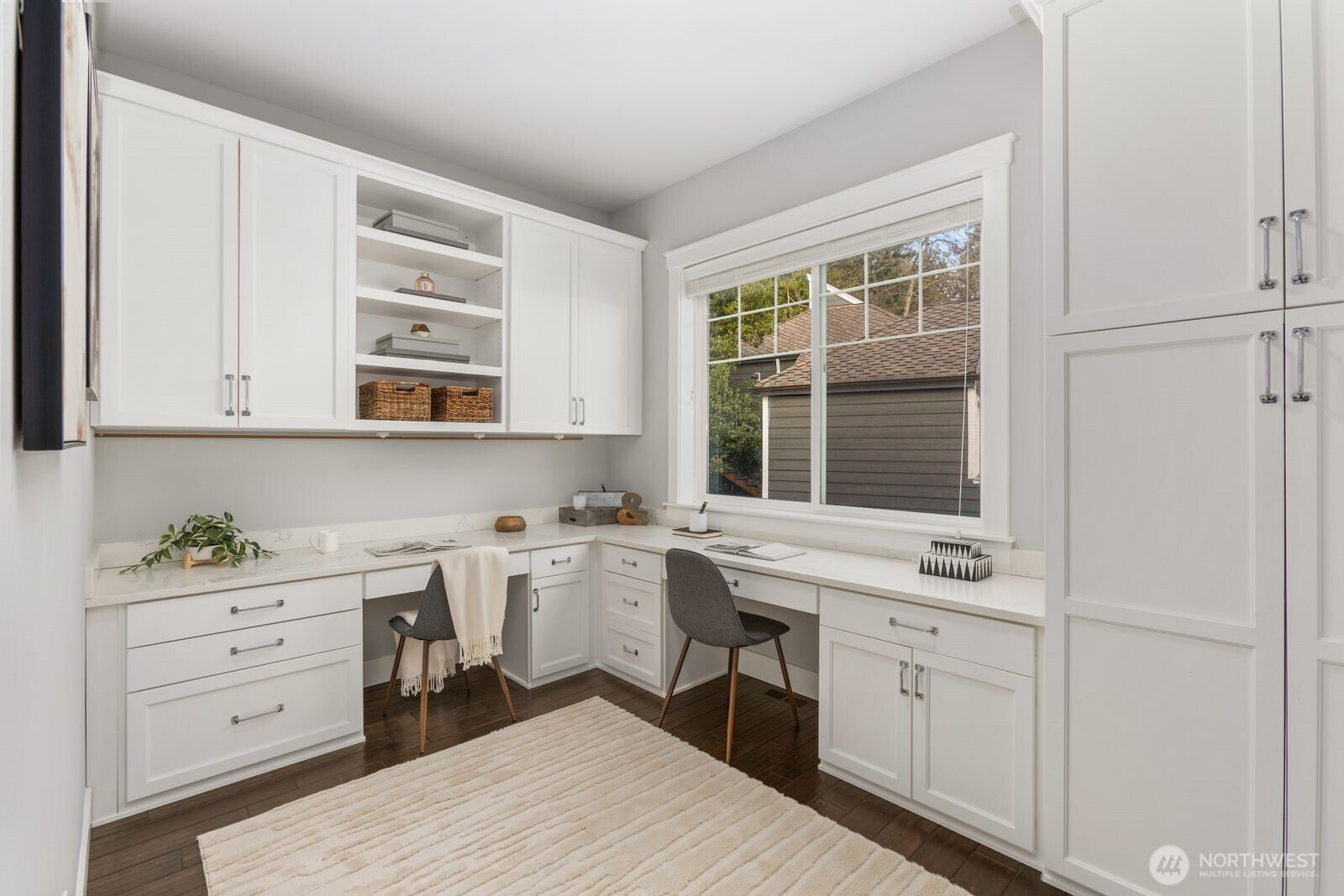 8411 NE 110th Place , Kirkland, WA 98034