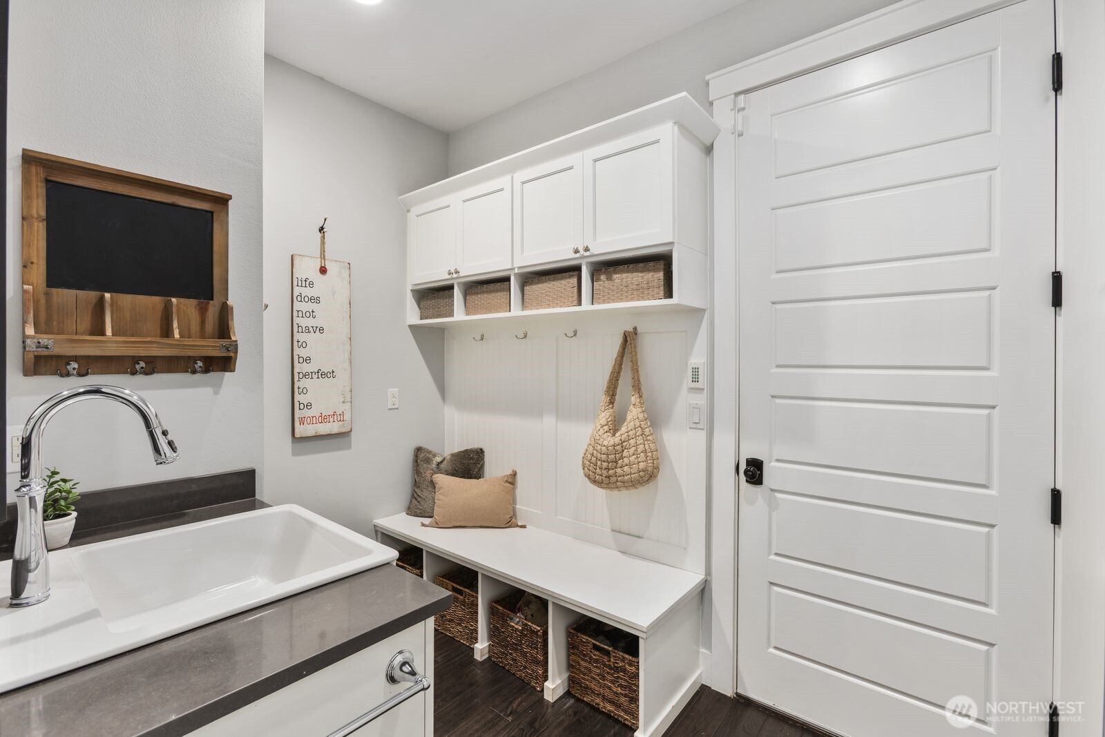 8411 NE 110th Place , Kirkland, WA 98034